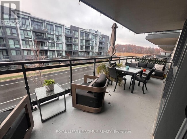 Building Photo - 333 Sea Ray Ave