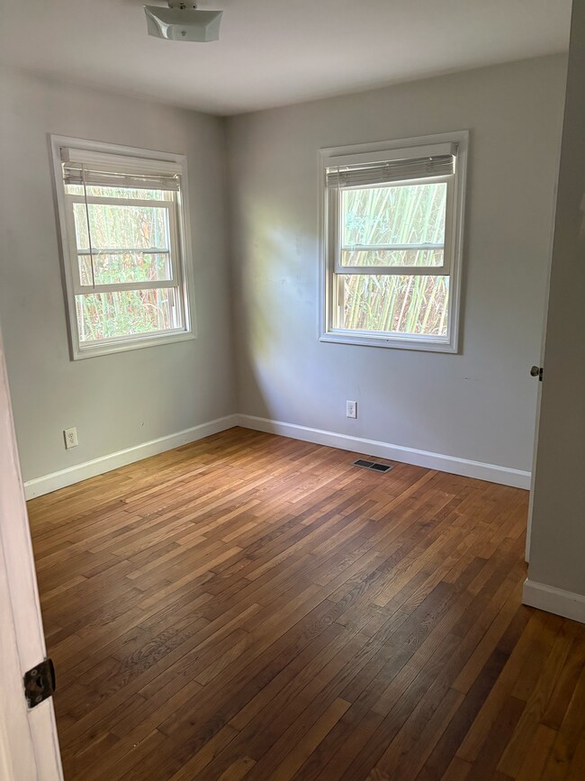 Dormitorio número 2 - 2211 Pike Street