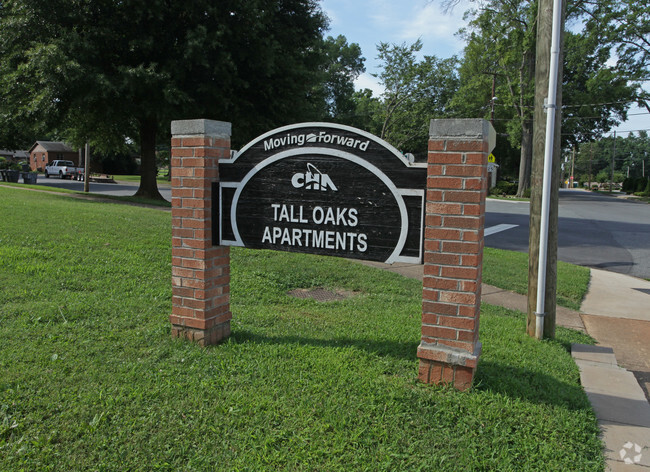 Foto del edificio - Tall Oaks Apartments