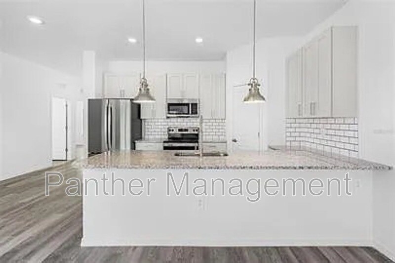 Primary Photo - 5205-5207 30th St SW