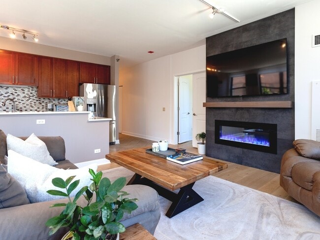 Foto del edificio - 330 N Jefferson St