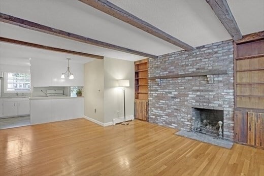 Building Photo - 67 Elm St