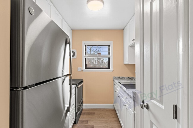 Building Photo - Seymour Apartments