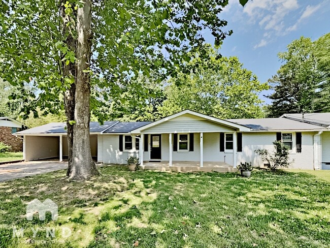 Building Photo - 290 Harlan Lane Rd