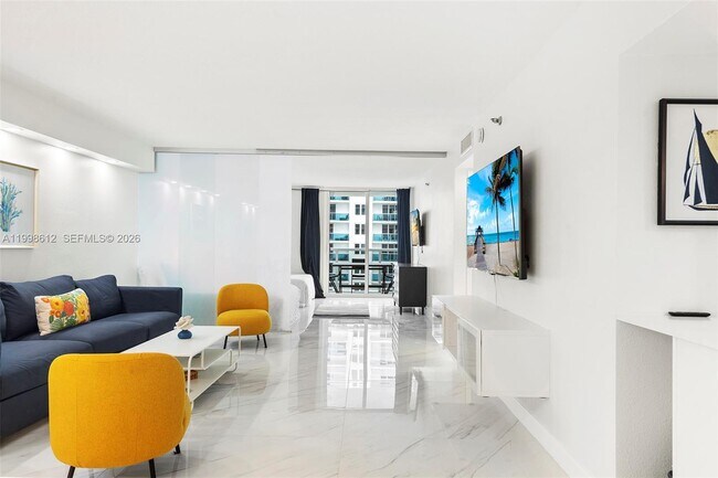 Foto del edificio - 2401 Collins Ave