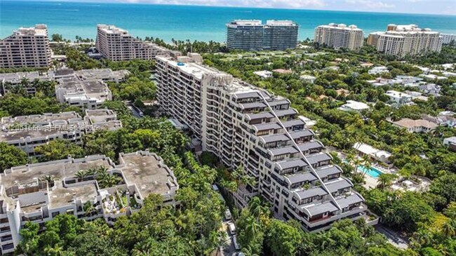 Photo - 151 Crandon Blvd cu-822, Key Biscayne, FL 33149 House