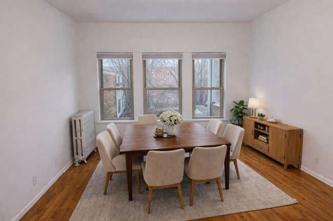 Building Photo - 6901 S Crandon Ave