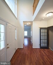 Building Photo - 929 Shenkle Dr