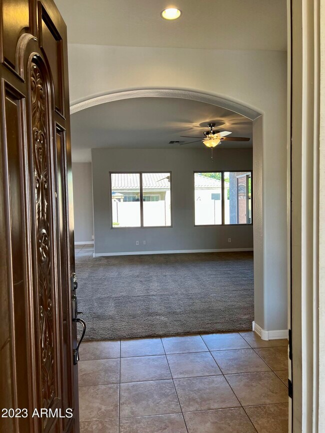 Foto del edificio - 20296 E Sonoqui Blvd