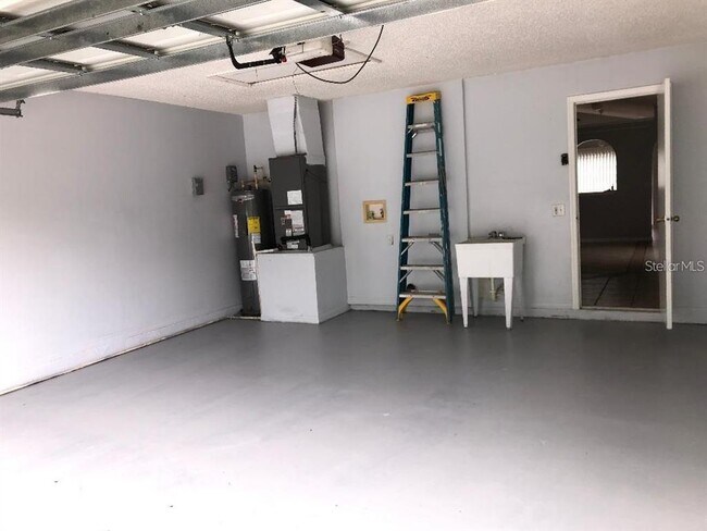 Foto del edificio - 12924 Odyssey Lake Way