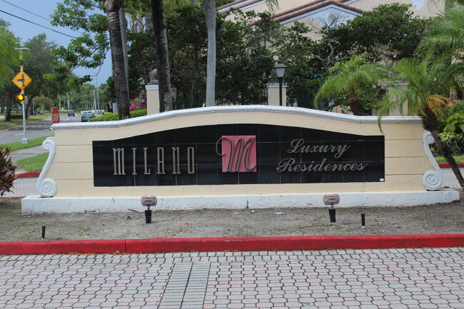 Foto del edificio - 1755 Village Blvd