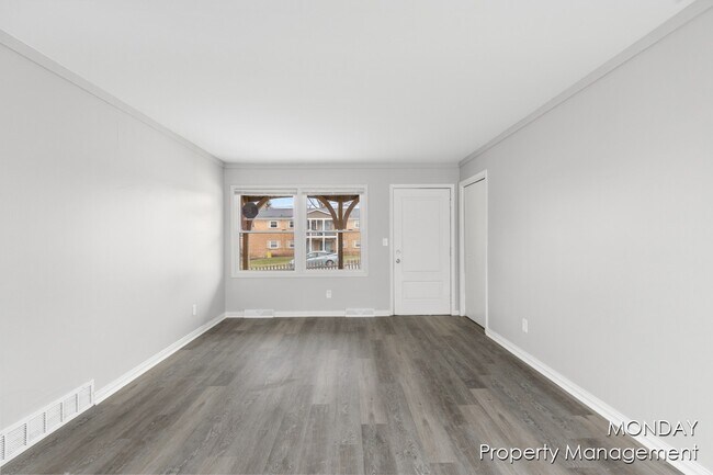 Foto del edificio - 5897 Christie Ave SE