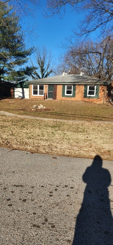 Primary Photo - 5211 General Ln