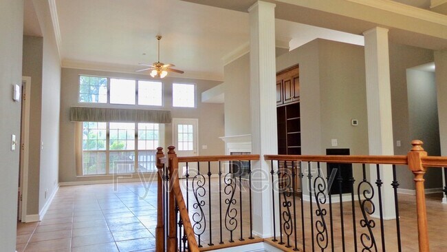 Building Photo - 425 Chickasaw Trail