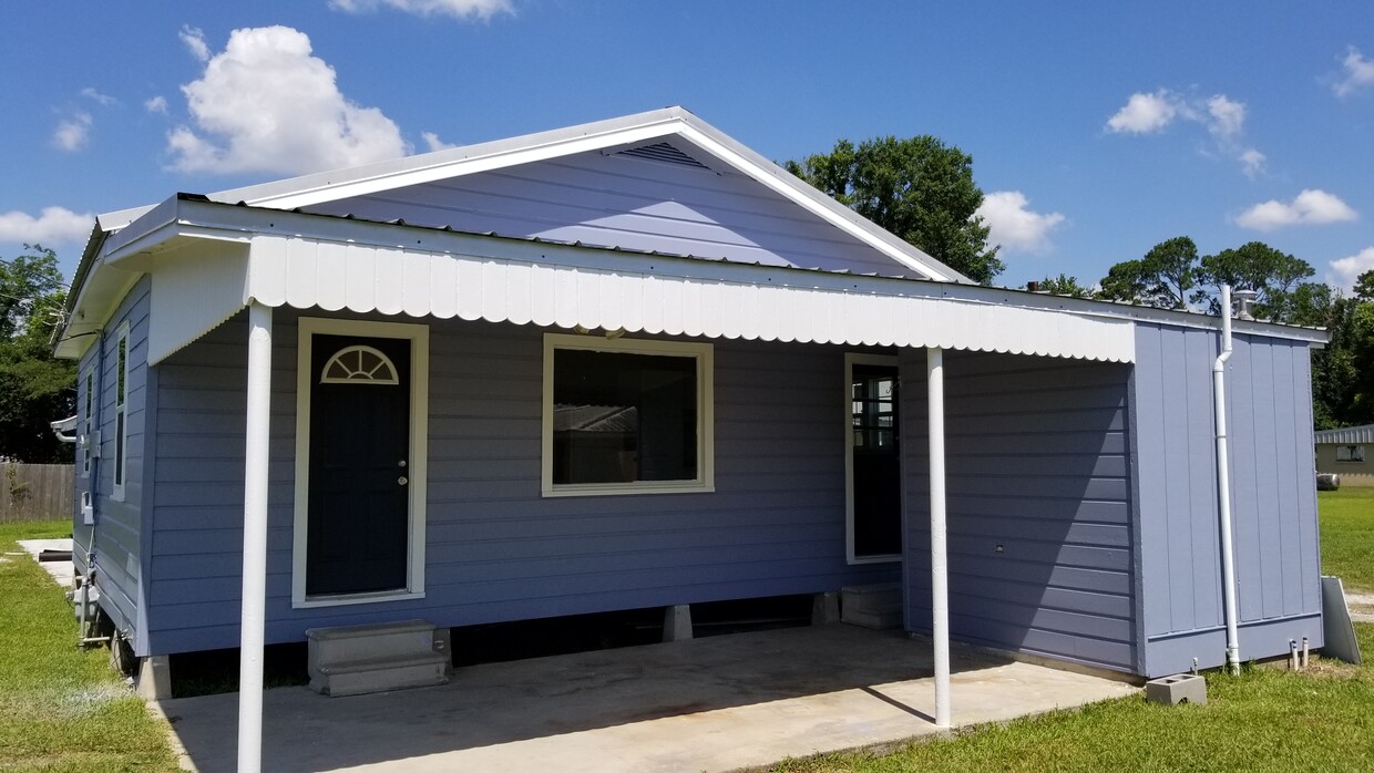 Foto principal - 1856 Ridgefield Ave