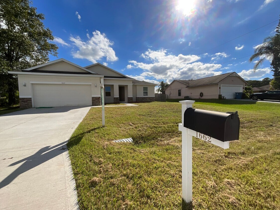 Primary Photo - 1662 GLENRIDGE STREET NW, PALM BAY