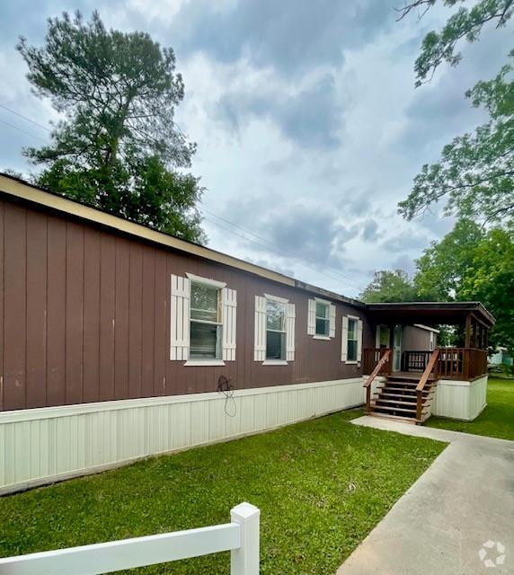 Building Photo - 22759 Hudson Rd