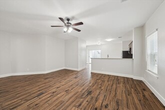 Building Photo - 24527 Sandusky Dr