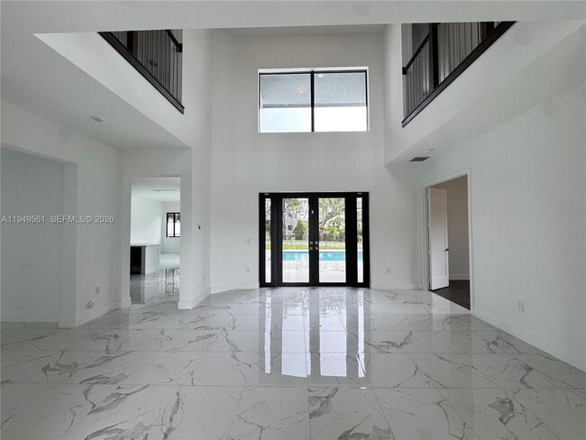 Building Photo - 19749 NE 16th Pl