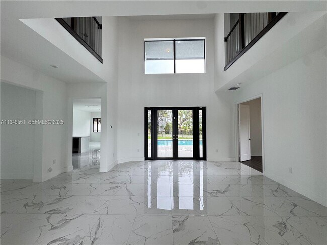 Foto del edificio - 19749 NE 16th Pl