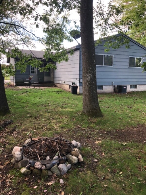 Foto del edificio - 933 Boon St