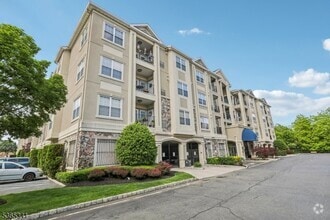 Building Photo - 9203 Ravenscroft Rd