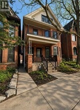 Building Photo - 259 John St S