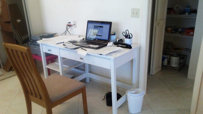 2nd Bedroom, Desk - 5721 Via Delray