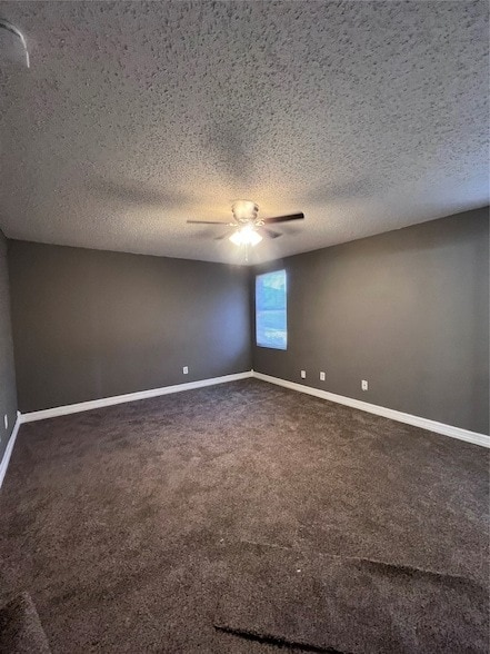 Foto del edificio - 512 Magdalen Ave