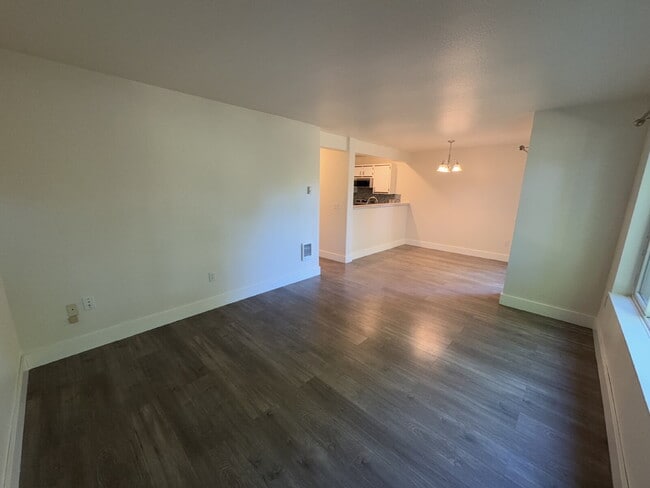 Building Photo - **Half Off Third Months Rent** 2 Bedroom Condominium
