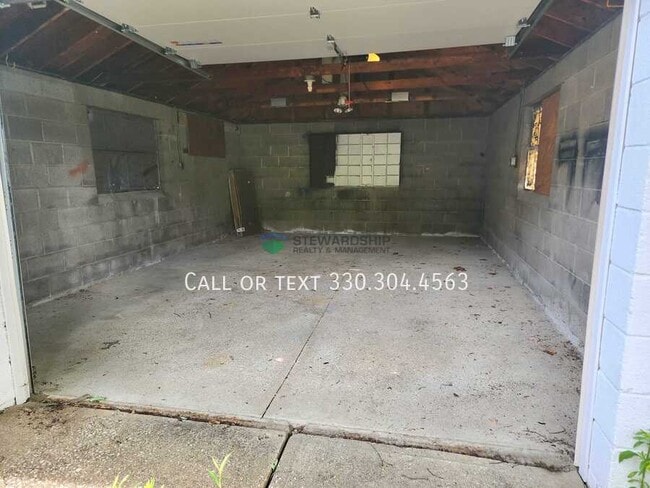Building Photo - 2461 Briner Ave