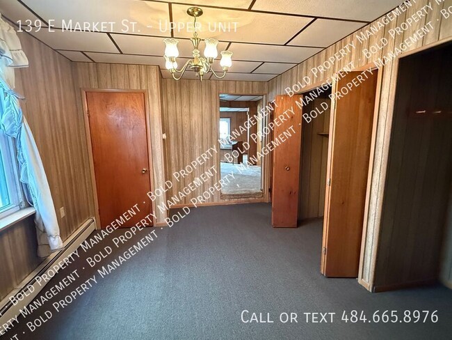 Building Photo - 139 E Market St
