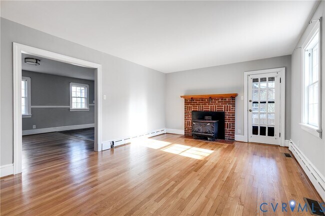 Foto del edificio - 1004 W 49th St