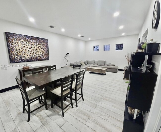 Building Photo - 2019 Harbor View Cir