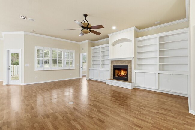 Foto del edificio - 3 Bedroom 2 Bath home in pool community of Longleaf