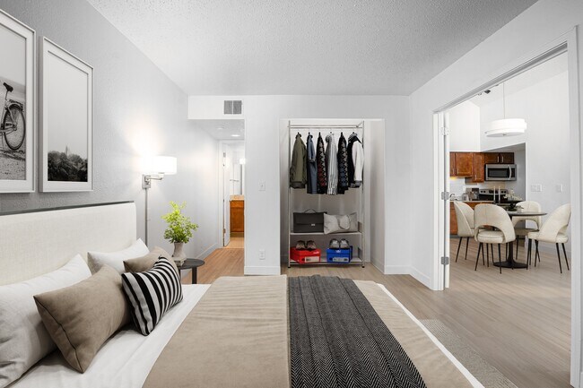 Building Photo - AVIA Lofts on Victors Way