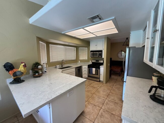 Building Photo - North La Quinta Pool Home