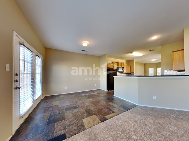 Building Photo - 1325 Wolf Dr