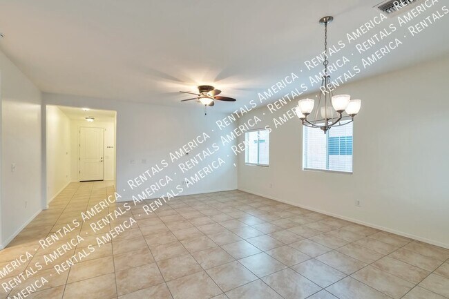 Building Photo - 8960 N Country Home Ln