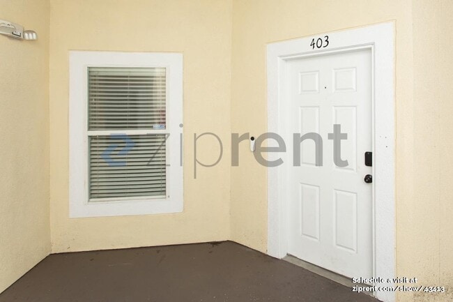 Foto del edificio - 7920 Merrill Rd