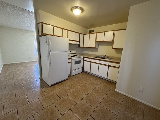 Foto del edificio - Maryvale Townhome
