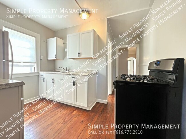 Foto del edificio - 737 Fulton St E