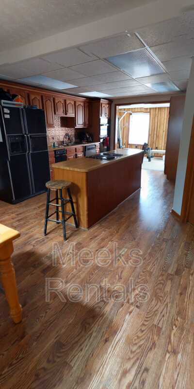Building Photo - 9 Romar Ct