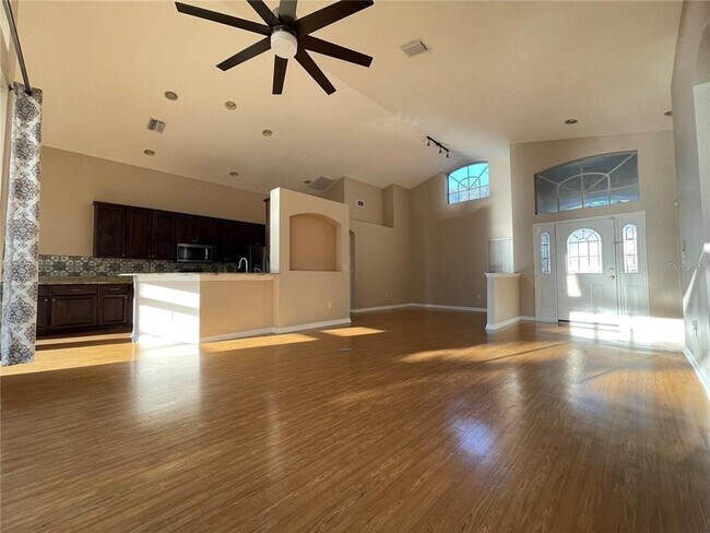 Foto del edificio - 10205 Quails Landing Ave