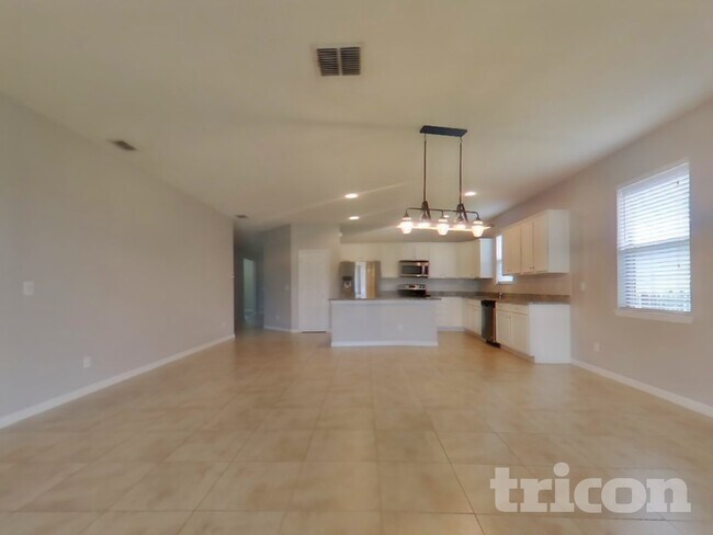 Foto del edificio - 6133 100th Ave E