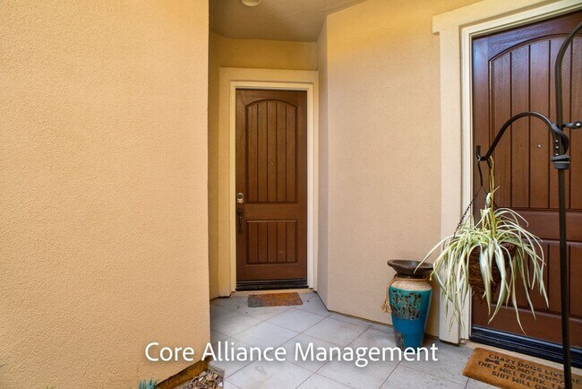 Building Photo - 11528 Verona Dr