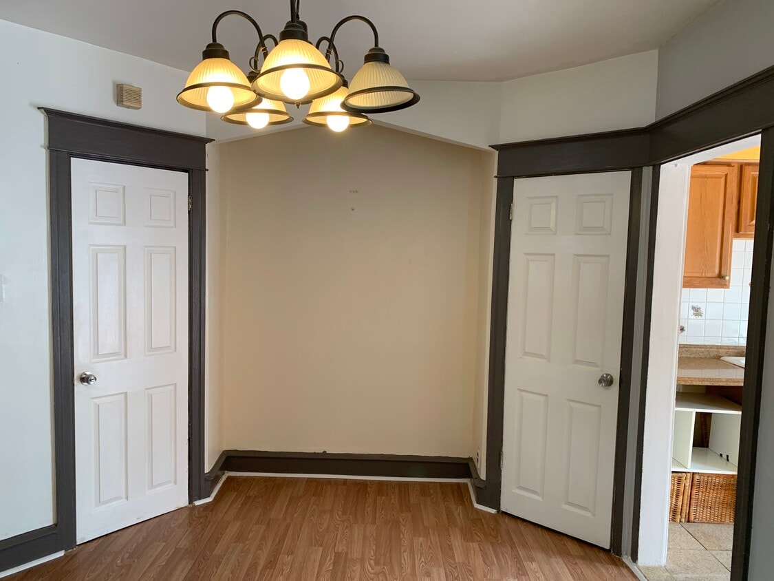 Foto del edificio - 538 E Carver St