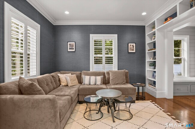 Foto del edificio - 26 Long Lots Ln