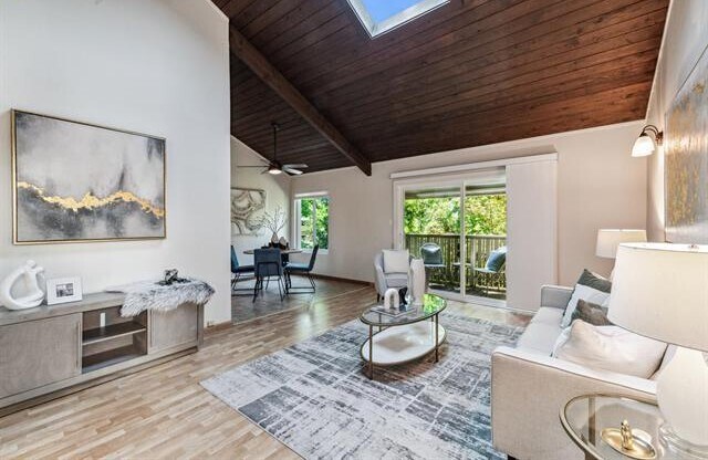 Foto del edificio - 2724 Oak Rd