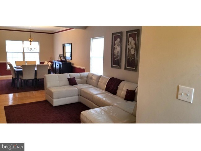 Foto del edificio - 6 Granite Rd